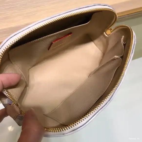 Affordable POUCH VUITTON GM COSMETIC LOUIS 0506